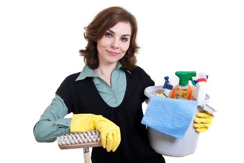Cleaning technician preparing a carpet cleaning appointment